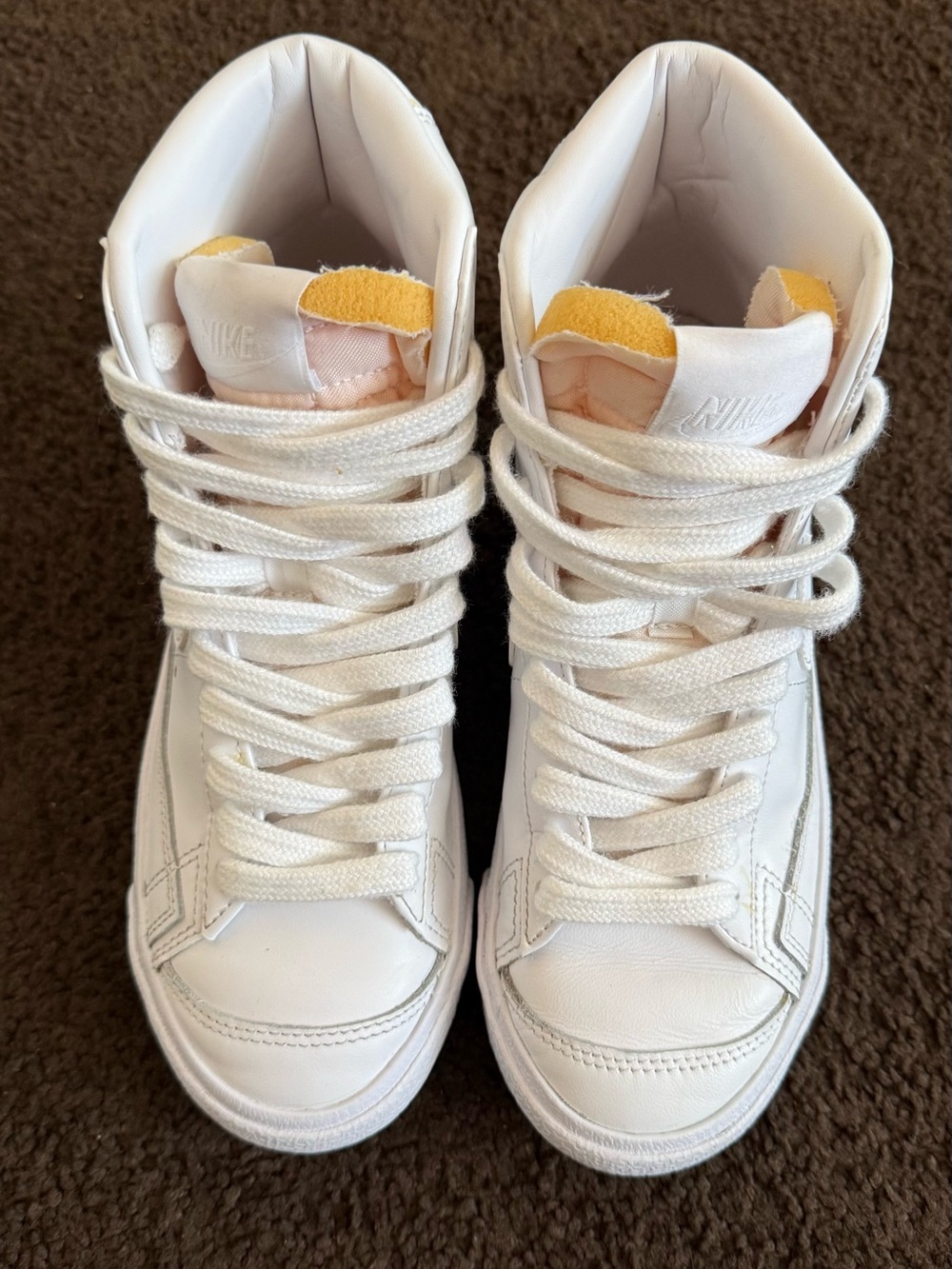 Nike Blazer 77 Mid “Triple White” – size 5